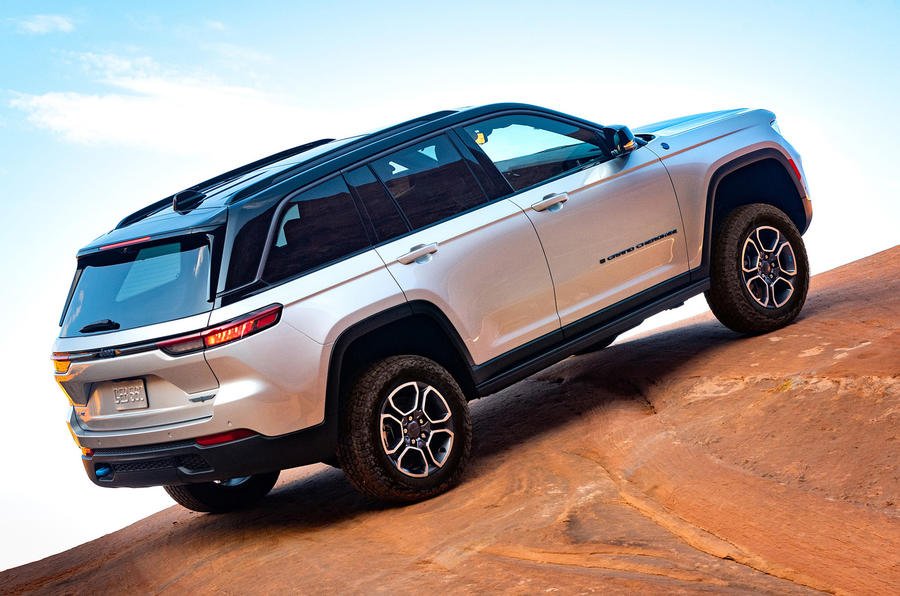 Jeep представив новий позашляховик Grand Cherokee 2022 року